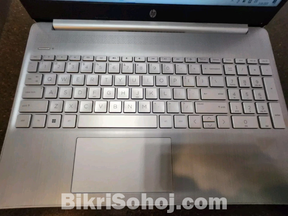 Laptop HP Core i7 12th Gen | 8GB/512GB SSD Like New!